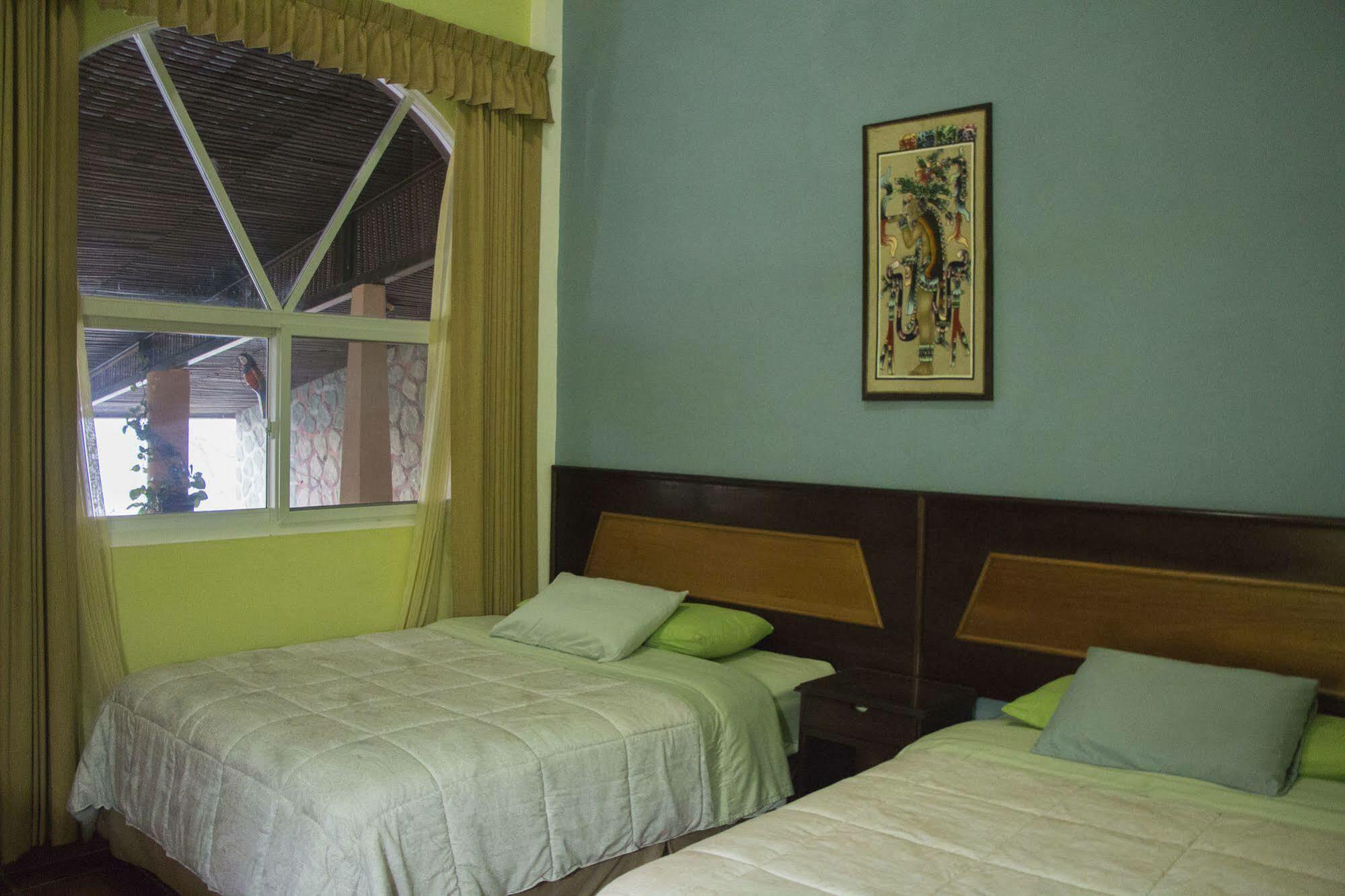 San Roman Hotel Ribiera Del Lago Peten Itza מראה חיצוני תמונה