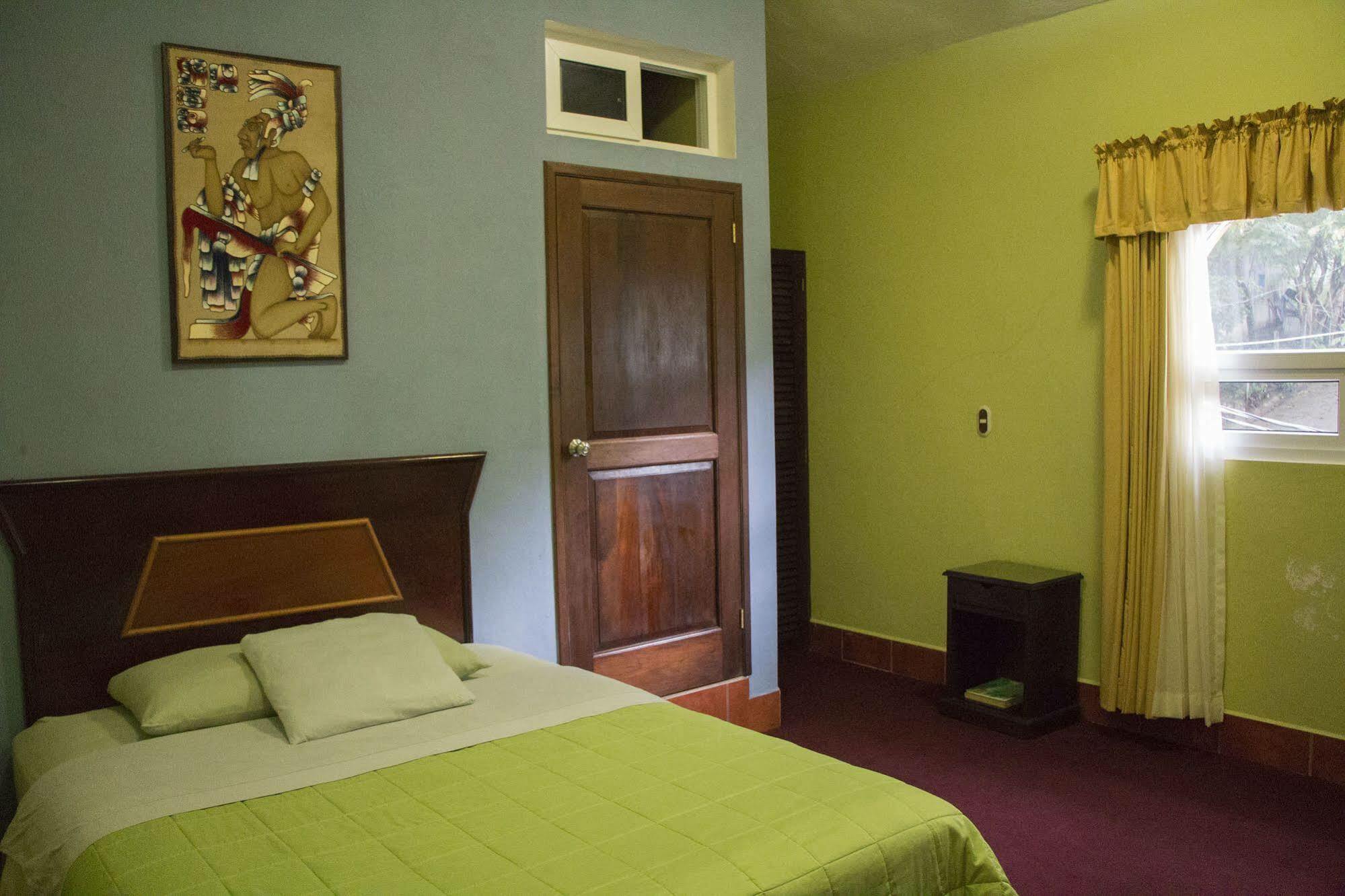 San Roman Hotel Ribiera Del Lago Peten Itza מראה חיצוני תמונה