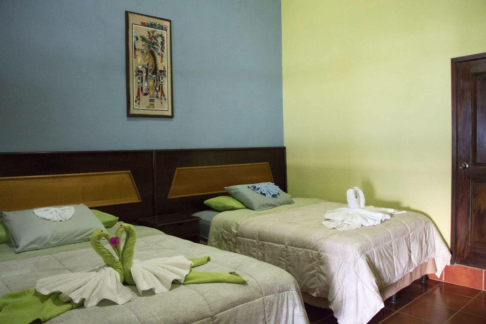 San Roman Hotel Ribiera Del Lago Peten Itza מראה חיצוני תמונה